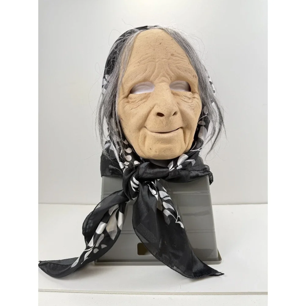 Funny Nana Grandma Old‎ Woman Witch Female Scary Halloween Realistic USA Mask